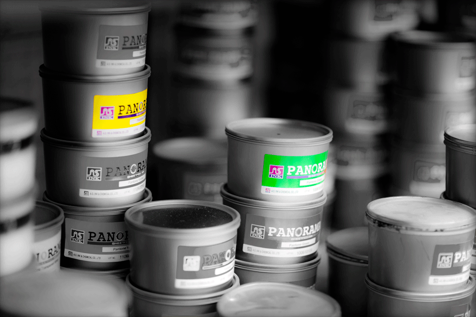 Pantone colour pots